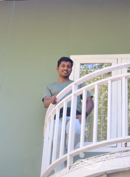 NAVEEN VARGHESE
